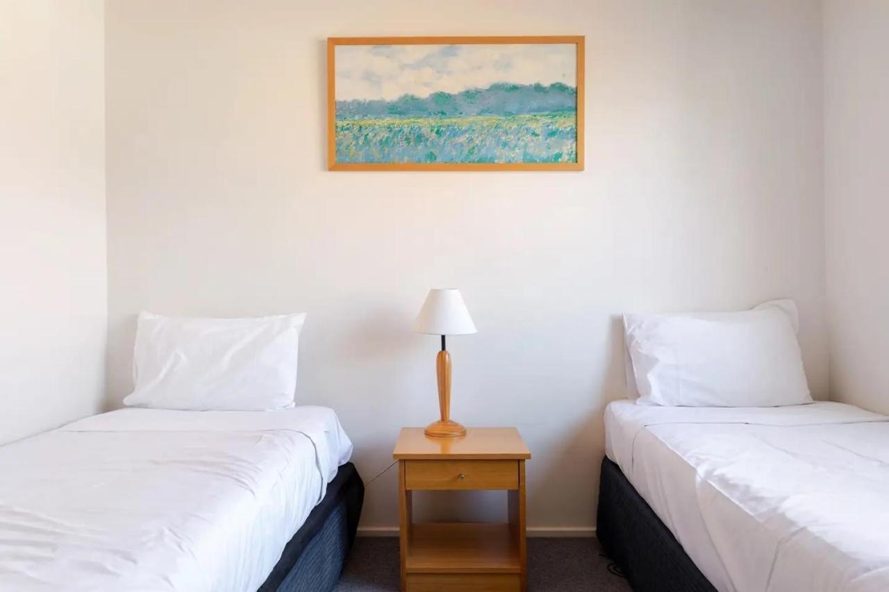 Lamplighter Motel y apartamentos Oakleigh Exterior foto