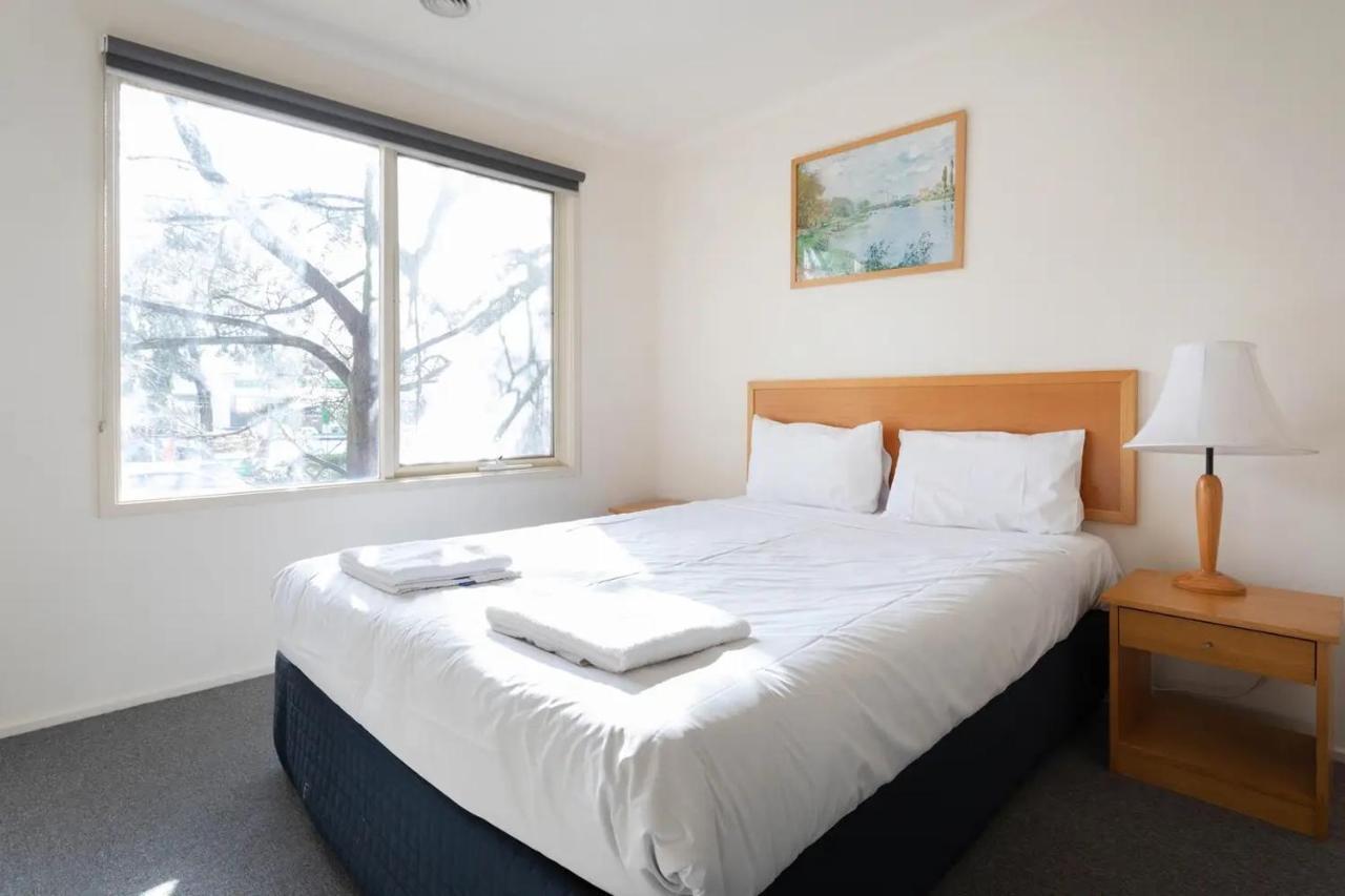 Lamplighter Motel y apartamentos Oakleigh Exterior foto
